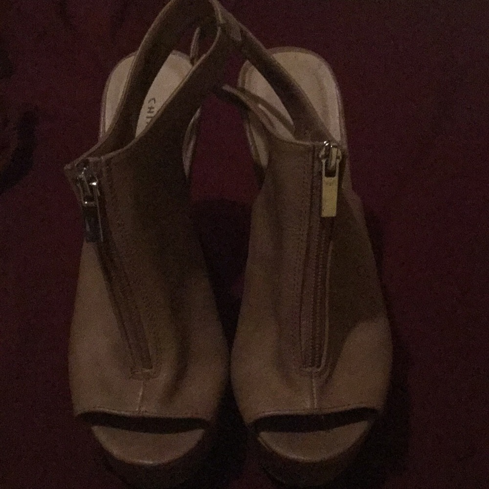 Chinese & Laundry Wedge shoes